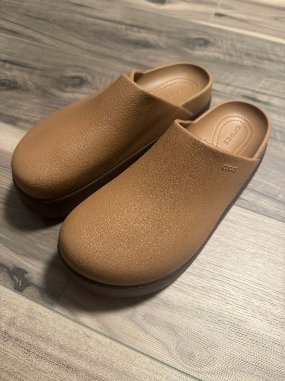 Crocs Women's Dylan Platform Clogs, Sepia, Size 9